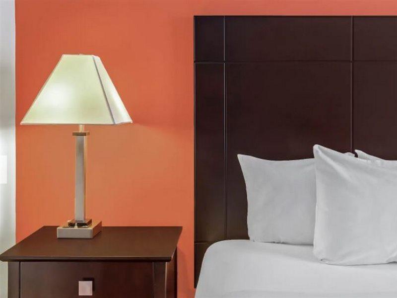 מלון La Quinta By Wyndham סן לואיס פוטוסי מראה חיצוני תמונה